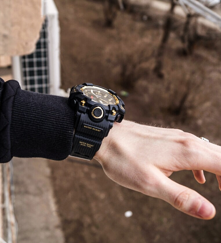 SMAEL 1545D Men's Military Sport Watch - 50m Waterproof, LED Digital Analog, Shock Resistant, Alarm, Stopwatch eprolo